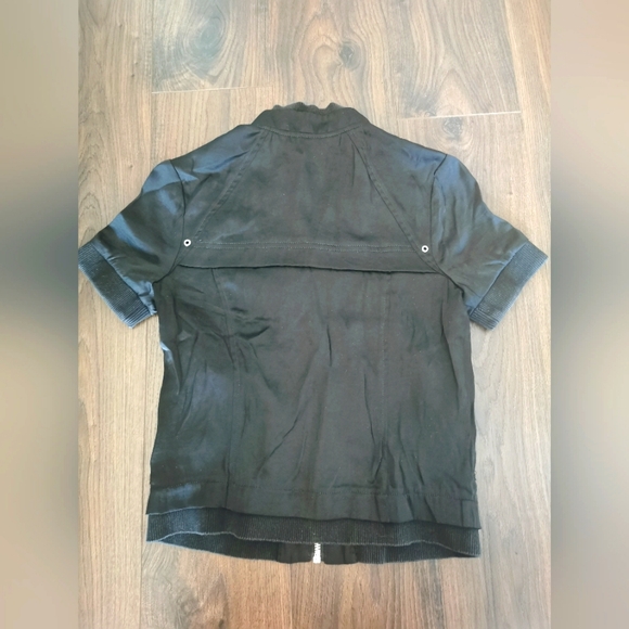 Guess kids jacket - Picture 2 of 4